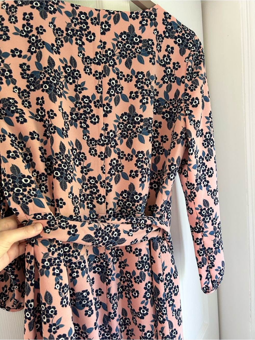 J.Crew Floral wrap dress EUC Size 6 - Picture 4 of 5